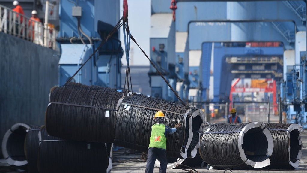 Harga Dolar Mendekati 17.000 Rupiah, Industri Bisa Berdarah-darah Harga Dolar Mendekati 17.000 Rupiah, Industri Bisa Berdarah-darah