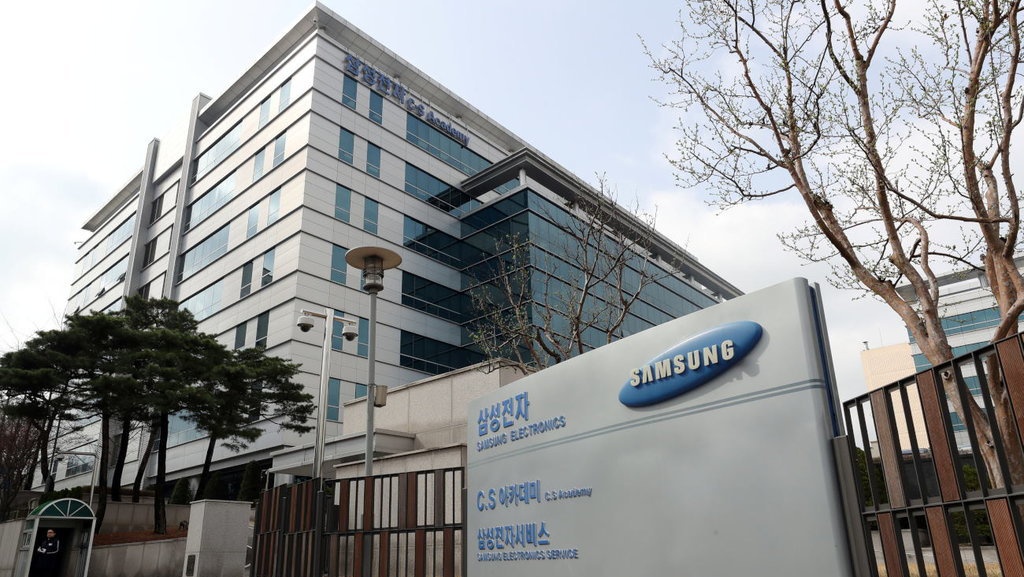 Seperti Apple, Penjualan Samsung Turun di Kuartal IV 2018