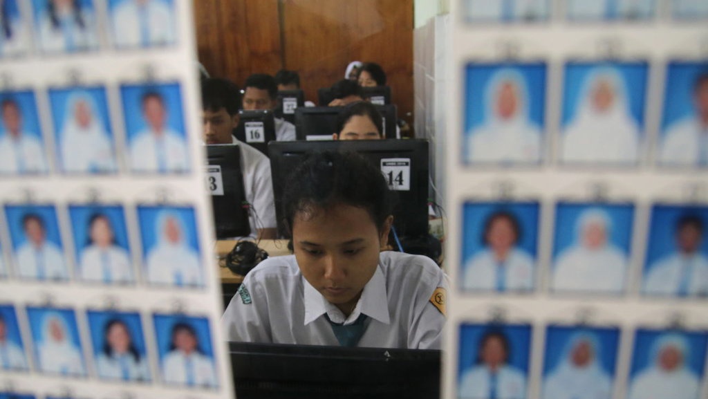 Nilai Ujian Nasional 2018 Pelajar SMA-SMK di Jawa Timur Merosot