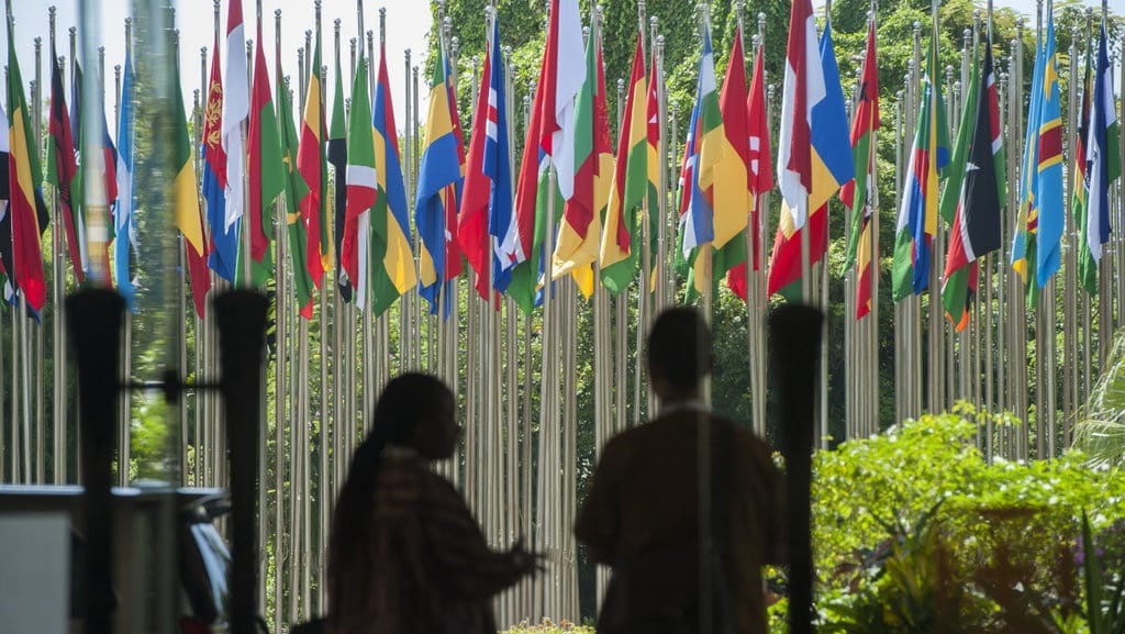 Prospek Kerja Lulusan Hubungan Internasional dan Info Gajinya Prospek Kerja Lulusan Hubungan Internasional dan Info Gajinya