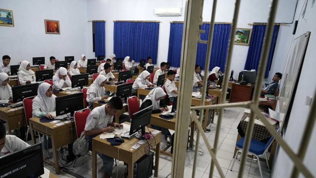 Daftar Peraih Nilai Ujian Nasional 2018 SMA Tertinggi di Bali Daftar Peraih Nilai Ujian Nasional 2018 SMA Tertinggi di Bali