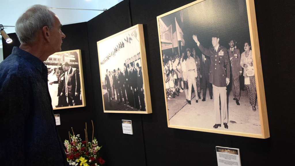 Arah Politik Luar Negeri Indonesia pada Masa Demokrasi Liberal Arah Politik Luar Negeri Indonesia pada Masa Demokrasi Liberal