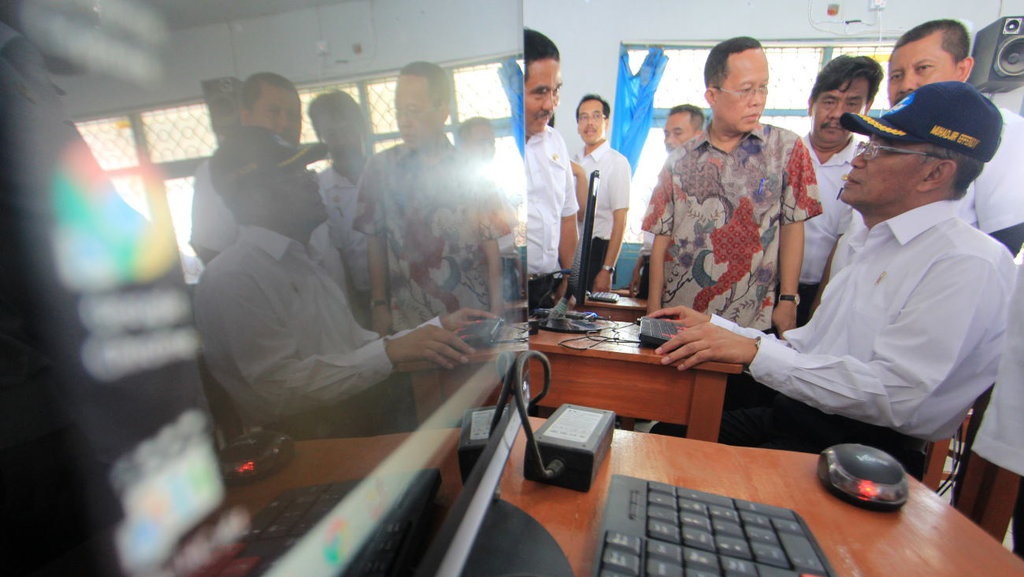 Gangguan Server UNBK, Mendikbud Baru akan Atur Waktu Ujian Gangguan Server UNBK, Mendikbud Baru akan Atur Waktu Ujian