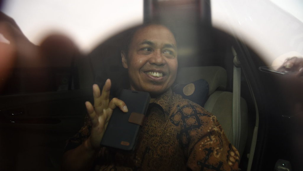 Nur Mahmudi dan Dalih Basi Hilang Ingatan Para Tersangka Korupsi Nur Mahmudi dan Dalih Basi Hilang Ingatan Para Tersangka Korupsi