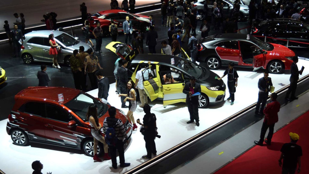 Daftar Mobil Nissan, Wuling & Daihatsu Harga Rp250 Juta ke Bawah