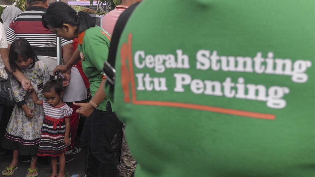 Junk Food Dapat Menyebabkan Stunting pada Balita Junk Food Dapat Menyebabkan Stunting pada Balita