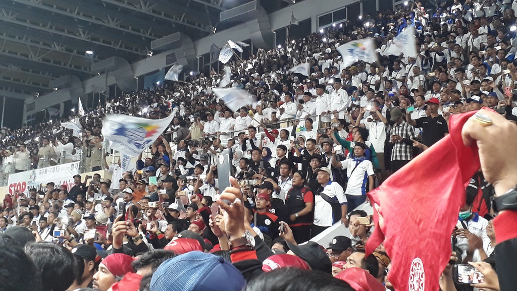 Menilik Kans & Kendala Partai Buruh dalam Perpolitikan Nasional Menilik Kans & Kendala Partai Buruh dalam Perpolitikan Nasional