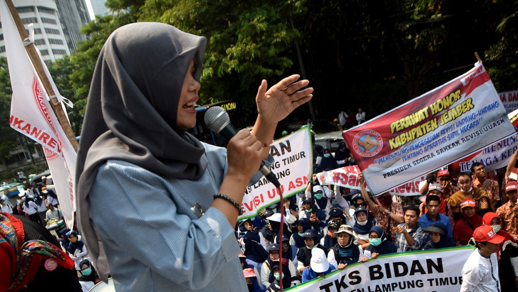 Nestapa Guru Honorer, Ada yang Digaji di Bawah Upah Minimum Nestapa Guru Honorer, Ada yang Digaji di Bawah Upah Minimum