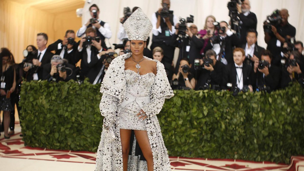 Met Gala 2019 Tema Serius atau Sekadar Pesta? Yang Jelas: Viral Met Gala 2019 Tema Serius atau Sekadar Pesta? Yang Jelas: Viral