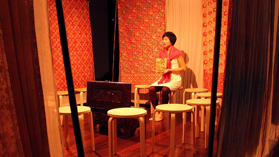 Ketika Orang-Orang Tionghoa Berbisik tentang Mei 1998 Ketika Orang-Orang Tionghoa Berbisik tentang Mei 1998