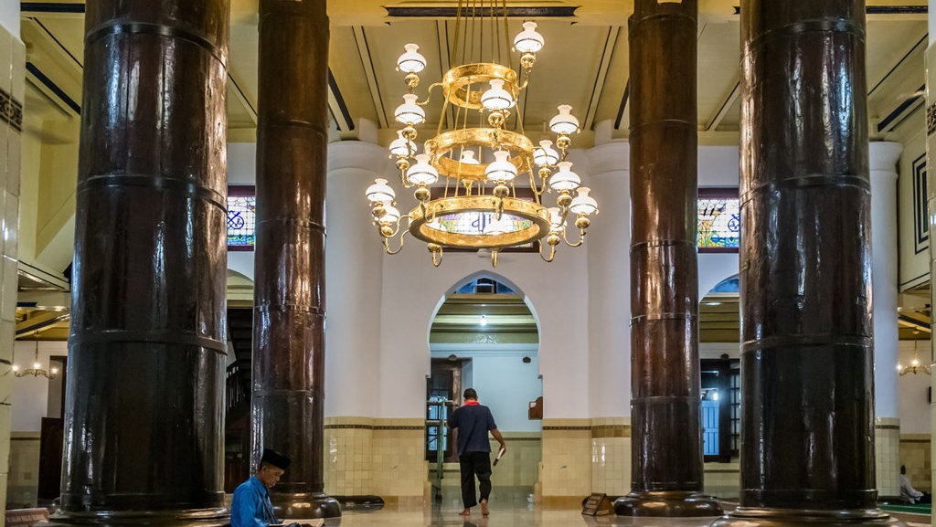 6 Teori Proses Islamisasi di Indonesia dan Penjelasannya 6 Teori Proses Islamisasi di Indonesia dan Penjelasannya