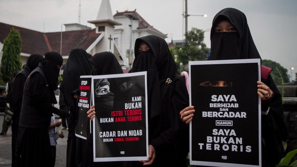 Soal Larangan Cadar, PKS: Bikin Aturan Jangan Berdasar Asumsi