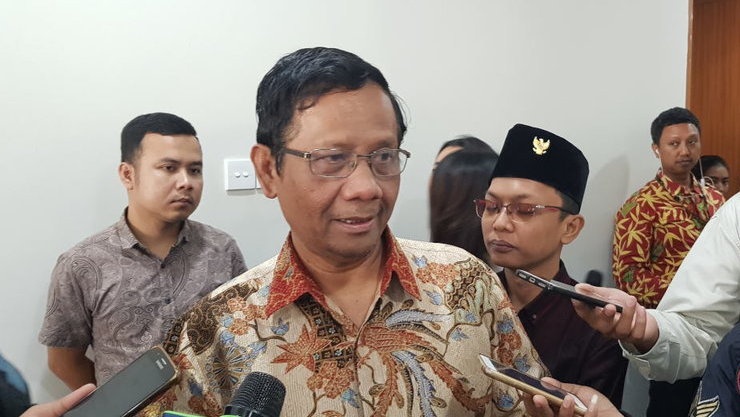 Mahfud MD Bandingkan Hak Keuangan BPIP dengan DPR dan MPR