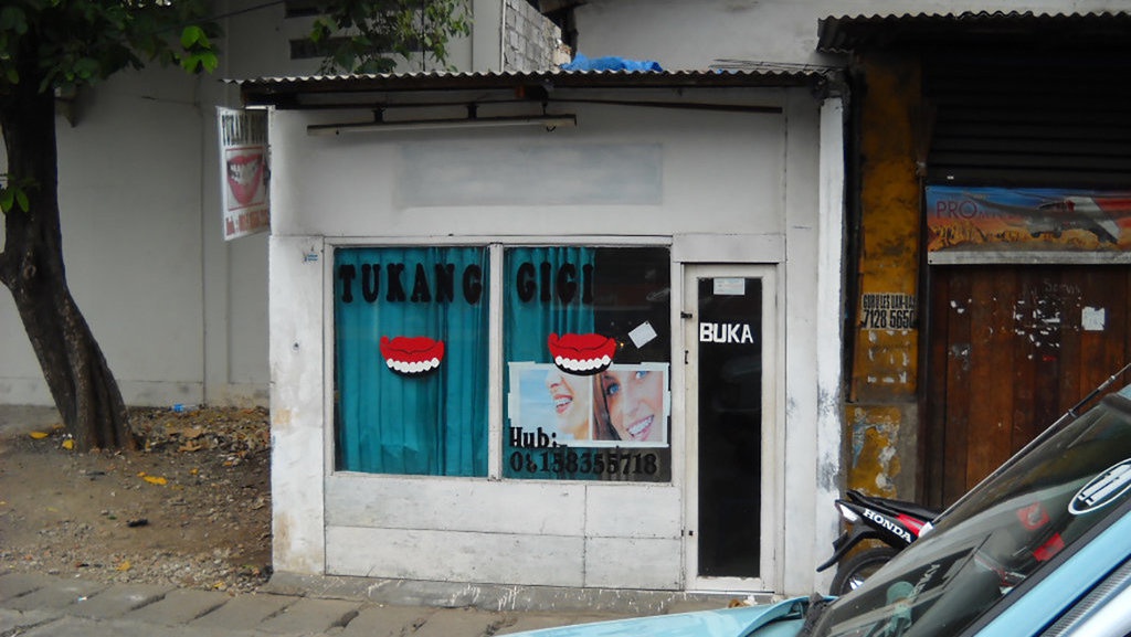 Ketika RUU KUHP Ancam Profesi Tukang Gigi