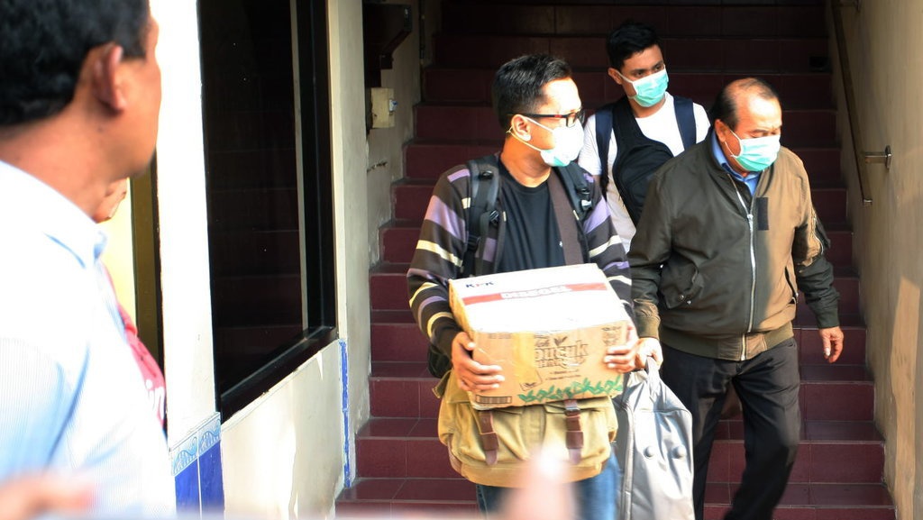 Wali Kota Blitar & Bupati Tulungagung Diminta Segera Serahkan Diri