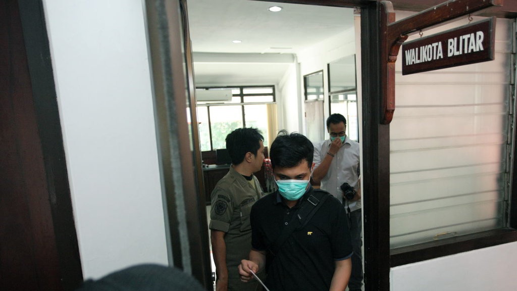 Kronologi Pengungkapan Kasus Suap di Kota Blitar dan Tulungagung