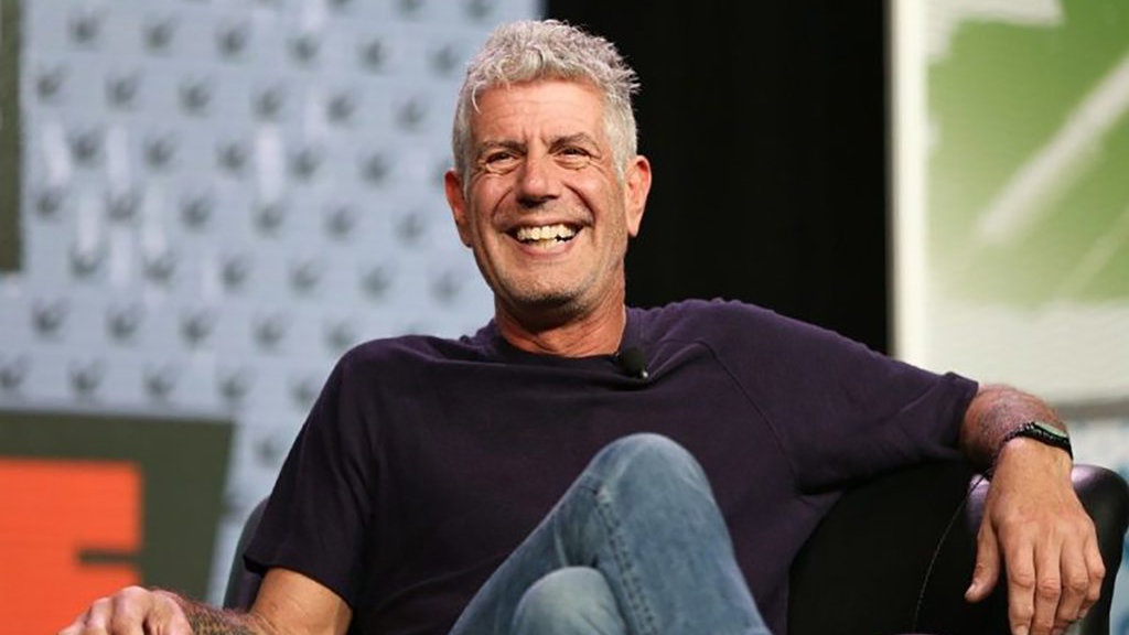Setahun Kematian Anthony Bourdain, Makanan Tetap Politis Setahun Kematian Anthony Bourdain, Makanan Tetap Politis
