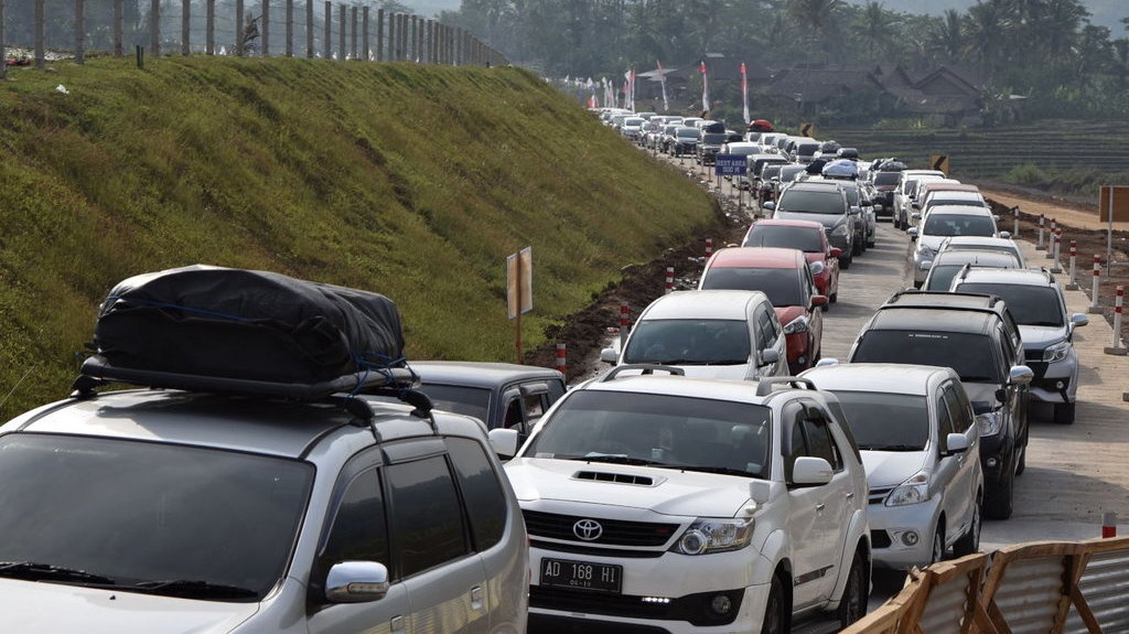 Solusi BPJT Cegah Kemacetan di Jalan Tol saat Mudik Lebaran 2019 Solusi BPJT Cegah Kemacetan di Jalan Tol saat Mudik Lebaran 2019