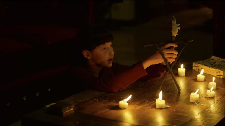 Jailangkung 2: Insidious dengan Mistik Jawa, Nihil Narasi Matang Jailangkung 2: Insidious dengan Mistik Jawa, Nihil Narasi Matang