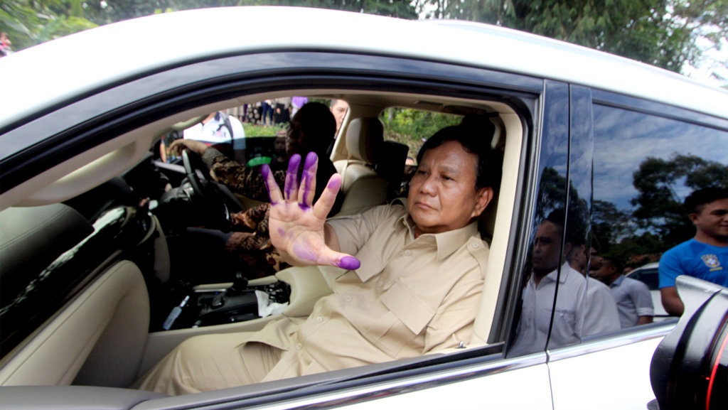 Menyoal Permintaan Galang Dana Publik oleh Prabowo Menyoal Permintaan Galang Dana Publik oleh Prabowo