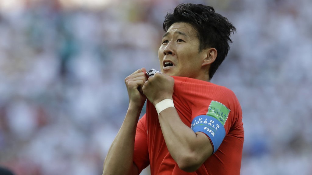 Striker Spurs Son Heung-Min Diberi Penghargaan Pilsung Usai Wamil Striker Spurs Son Heung-Min Diberi Penghargaan Pilsung Usai Wamil