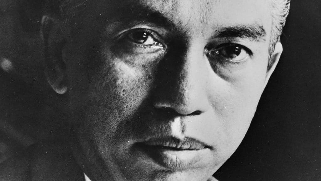 Adam Malik: Pengikut Tan Malaka yang Menjadi Wapres Soeharto Adam Malik: Pengikut Tan Malaka yang Menjadi Wapres Soeharto