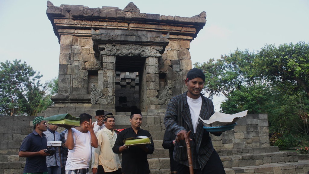 Sejarah Candi Badut Peninggalan Kerajaan Kahuripan & Keunikannya Sejarah Candi Badut Peninggalan Kerajaan Kahuripan & Keunikannya