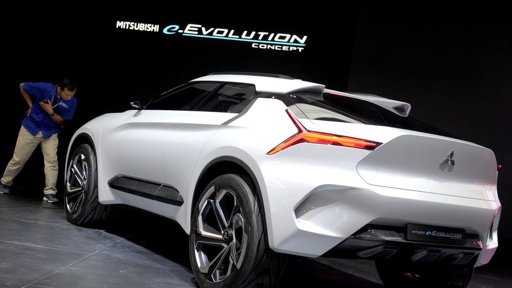 Ketika Tren SUV Global Menggusur Lancer, Sang Legenda Reli Ketika Tren SUV Global Menggusur Lancer, Sang Legenda Reli