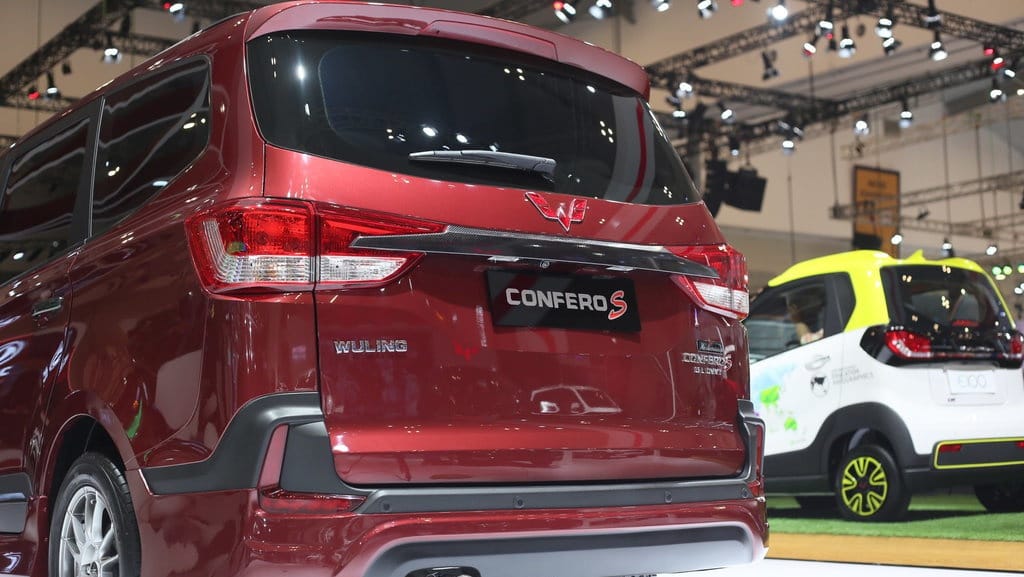Daftar Harga Wuling di GIIAS 2019, dari Confero hingga Almaz Daftar Harga Wuling di GIIAS 2019, dari Confero hingga Almaz