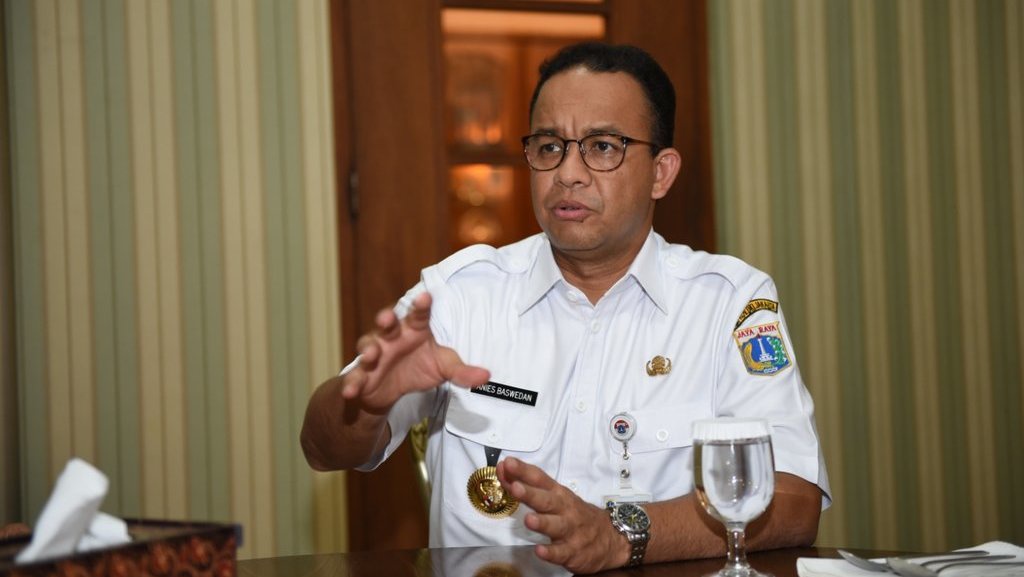 Pedagang Protes Anies Soal Kantong Plastik yang Minim Sosialisasi Pedagang Protes Anies Soal Kantong Plastik yang Minim Sosialisasi
