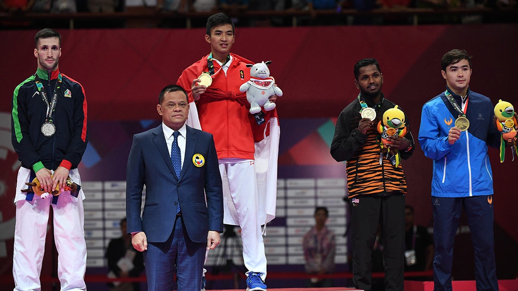 Timbul-Tenggelam Gatot Nurmantyo: Nyaris Nyapres 2019, Kini di KAMI Timbul-Tenggelam Gatot Nurmantyo: Nyaris Nyapres 2019, Kini di KAMI