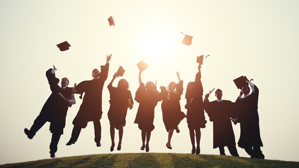 Jurusan Kuliah yang Menjamin Masa Depan dan Prospek Kerja Luas Jurusan Kuliah yang Menjamin Masa Depan dan Prospek Kerja Luas