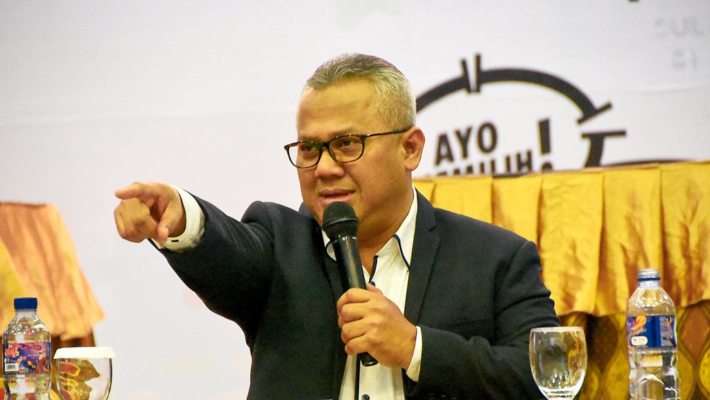 Visi dan Misi Jokowi-Ma'ruf Serta Prabowo-Sandiaga di Pemilu 2019 Visi dan Misi Jokowi-Ma'ruf Serta Prabowo-Sandiaga di Pemilu 2019