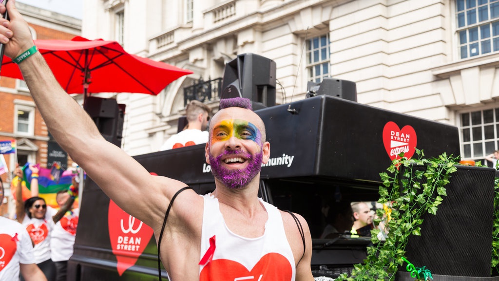 Penyandang HIV-AIDS Melawan Stigma dengan Berolahraga Penyandang HIV-AIDS Melawan Stigma dengan Berolahraga