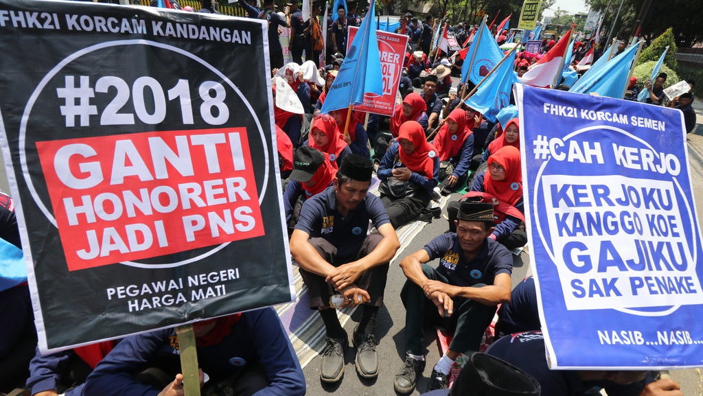 KSPI Menilai Kebijakan Pengangkatan Guru Honorer Masih Mengawang