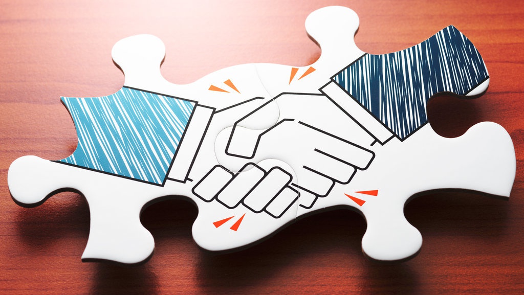 Teori Tapal Kuda Mendekatkan Ekstrem Kiri dan Ekstrem Kanan Teori Tapal Kuda Mendekatkan Ekstrem Kiri dan Ekstrem Kanan