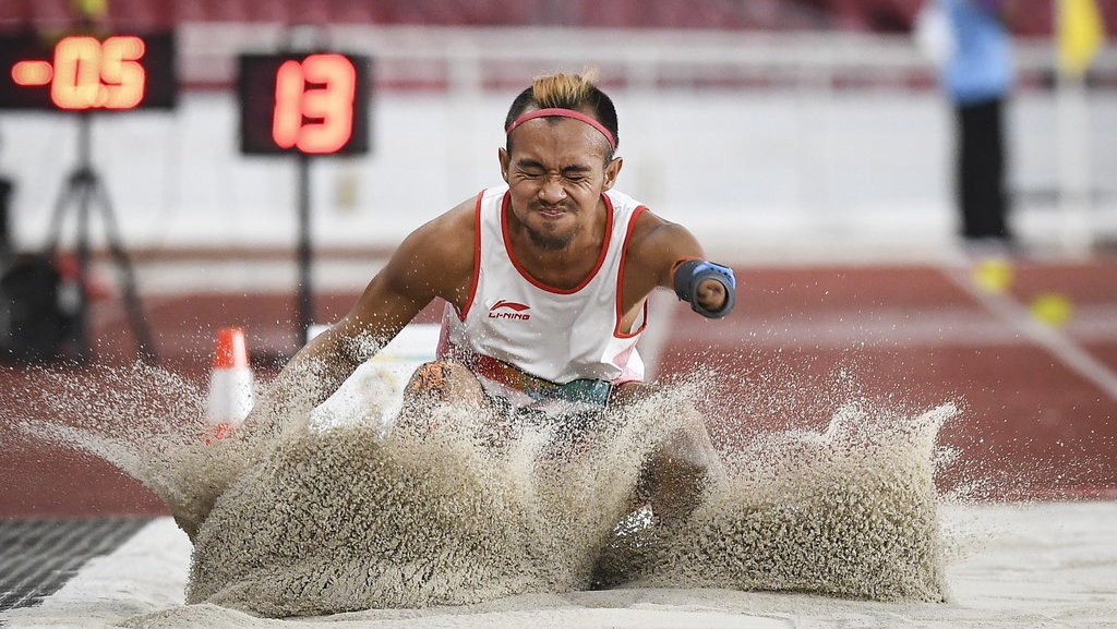 Rangkuman Penjaskes Lompat Jauh Gaya Jongkok: Teknik-Latihan Dasar