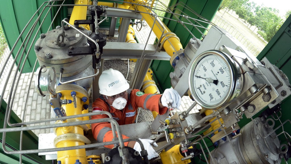 Apa Itu Pembangkit Listrik Tenaga Gas, Cara Kerja, & Manfaatnya Apa Itu Pembangkit Listrik Tenaga Gas, Cara Kerja, & Manfaatnya