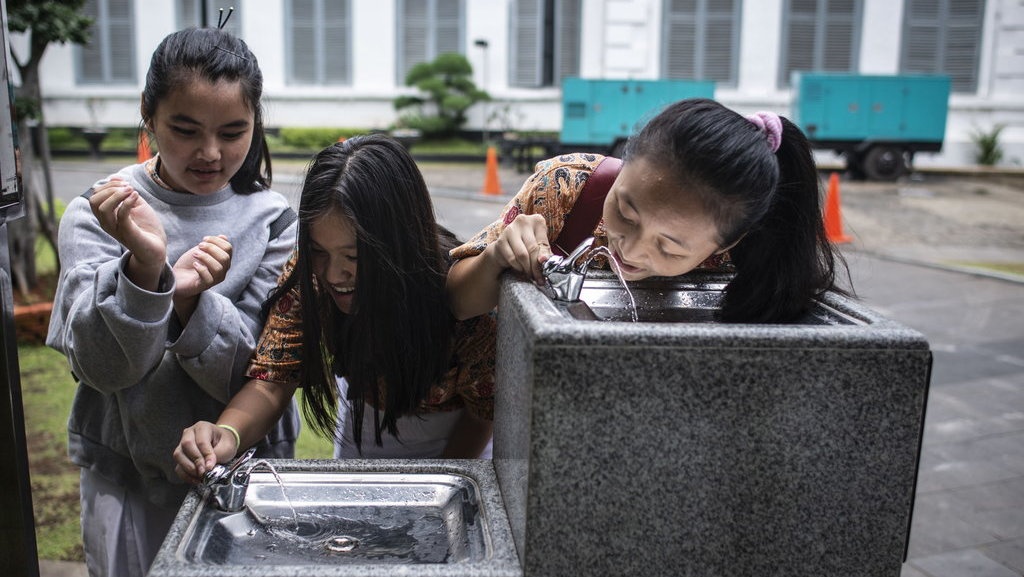 Australia Dukung Pengembangan Sistem Penyediaan Air Minum di Desa Australia Dukung Pengembangan Sistem Penyediaan Air Minum di Desa