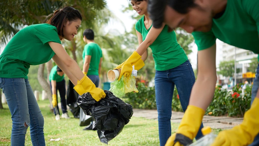 Menjadi Volunter Bisa Bikin Anda Lebih Sehat!