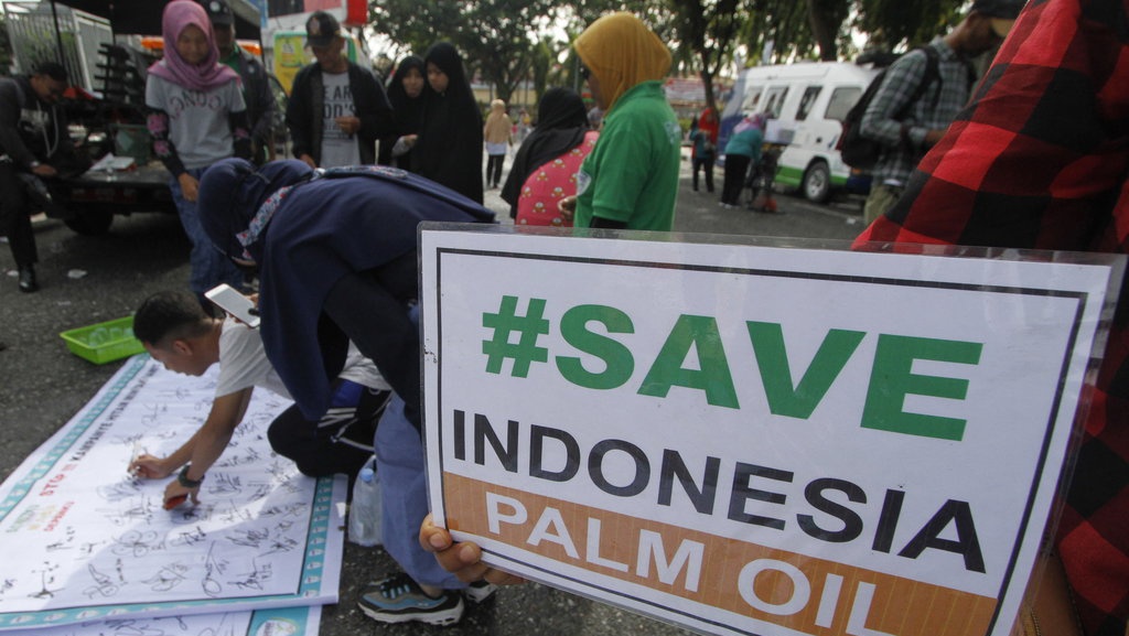 Peneliti Duga Ada Kepentingan Bisnis di Balik Larangan Produk Sawit