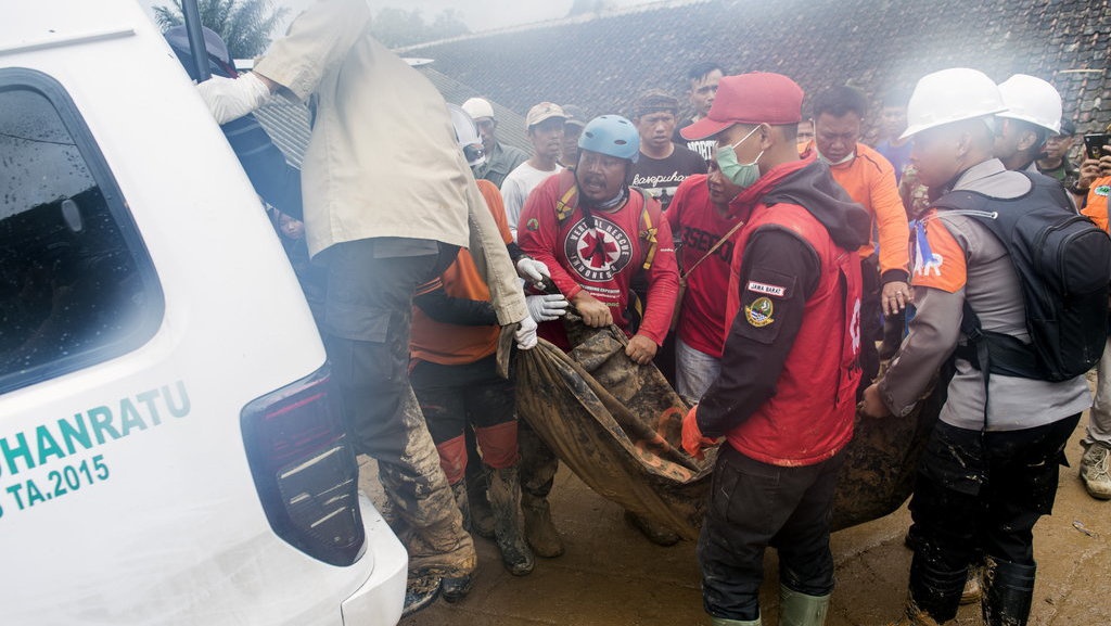Tim SAR Lanjutkan Pencarian Korban Longsor Sukabumi Rabu Pagi