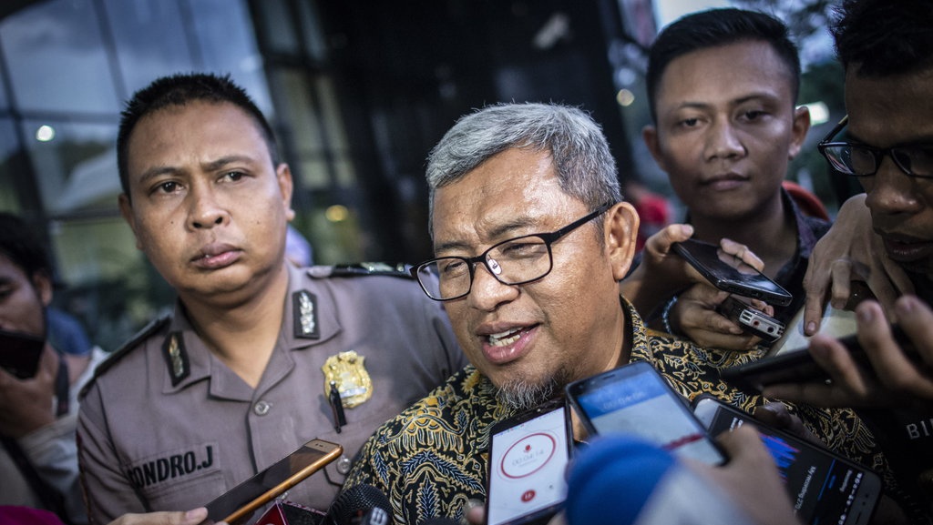 Aher Datangi KPK Meski Tak Terjadwal untuk Kasus Meikarta Aher Datangi KPK Meski Tak Terjadwal untuk Kasus Meikarta