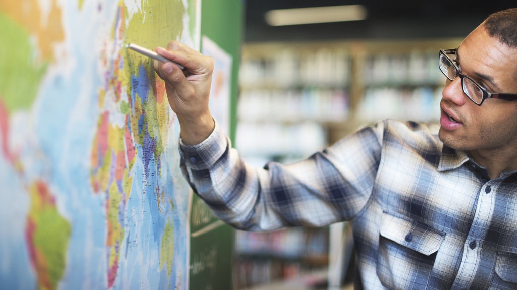 Karakteristik Benua Eropa: Letak Geografis, Bentang Alam, Iklim Karakteristik Benua Eropa: Letak Geografis, Bentang Alam, Iklim