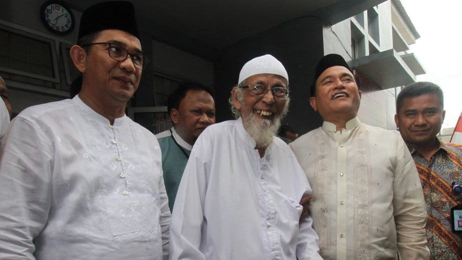Benarkah Abu Bakar Ba'asyir Dukung AMIN di Pilpres 2024? Benarkah Abu Bakar Ba'asyir Dukung AMIN di Pilpres 2024?