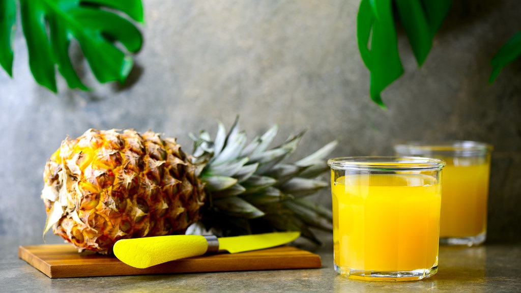 8 Makanan Penghasil Kolagen dalam Tubuh: Kaldu Tulang & Buah Tropis 8 Makanan Penghasil Kolagen dalam Tubuh: Kaldu Tulang & Buah Tropis