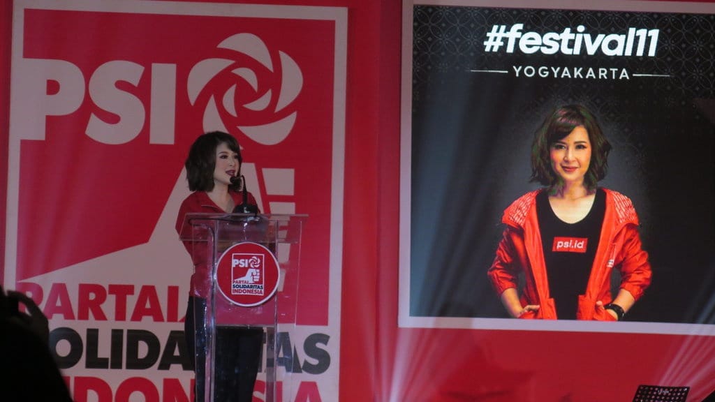 Grace Natalie Mengaku Dapat Penugasan usai Bertemu Jokowi Grace Natalie Mengaku Dapat Penugasan usai Bertemu Jokowi