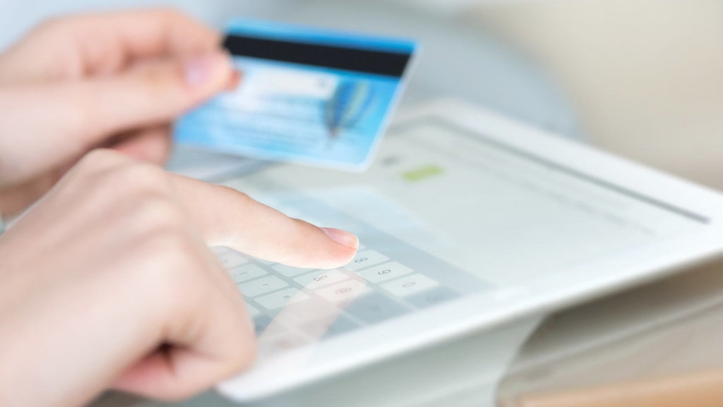 Menggadai Data Diri demi Ngutang Pinjaman Online