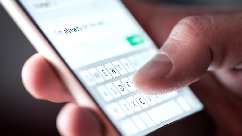 Penelitian Ungkap Sexting Banyak Dilakukan Remaja