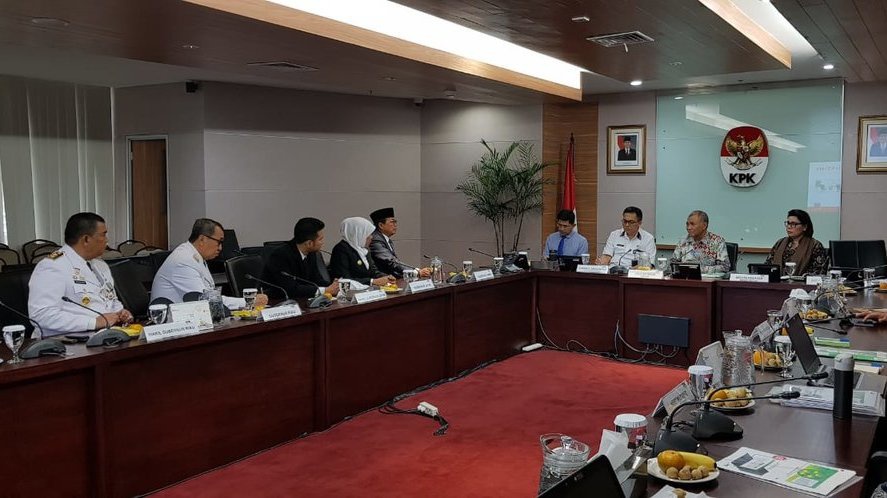 Gubernur Jatim, Riau dan Jambi Datangi KPK Bahas Pencegahan Korupsi Gubernur Jatim, Riau dan Jambi Datangi KPK Bahas Pencegahan Korupsi